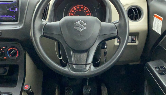 2020 Maruti New Wagon-R LXI CNG 1.0, CNG, Manual, 86,192 km, Steering wheel - Horn pad has minor damage