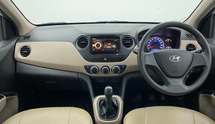 2017 Hyundai Grand i10 MAGNA 1.2 KAPPA VTVT, CNG, Manual, 69,479 km, Dashboard