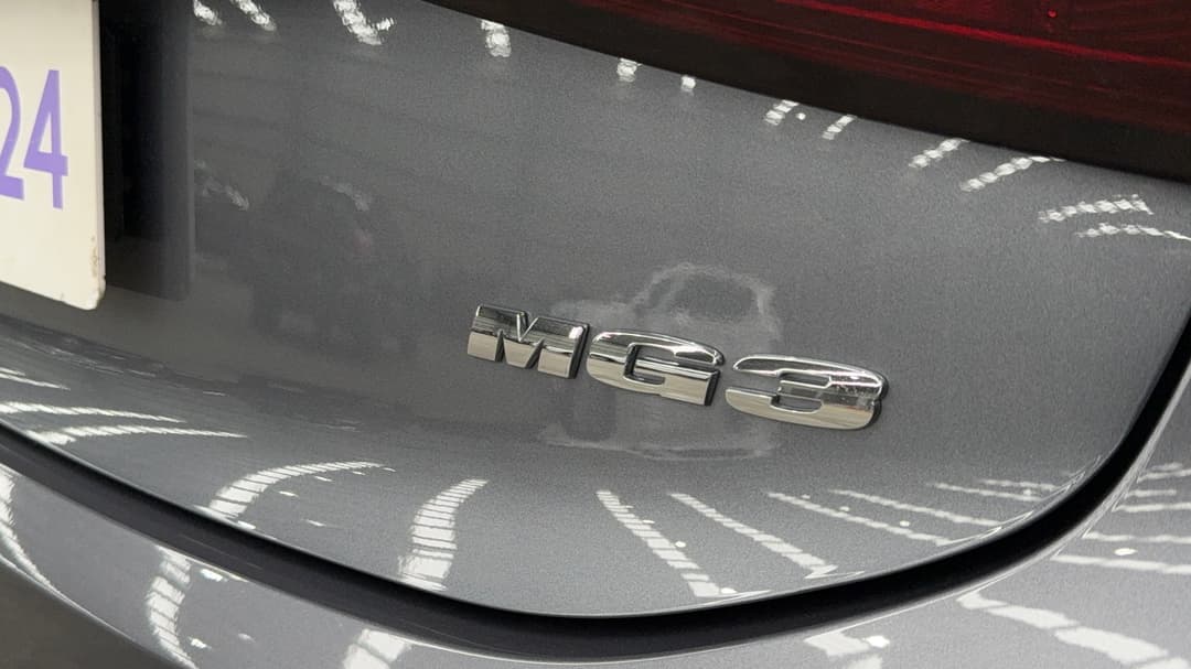 2025 MG Mg3 Essence, Automatic, 5481 km, Badge (Boot Right Side)