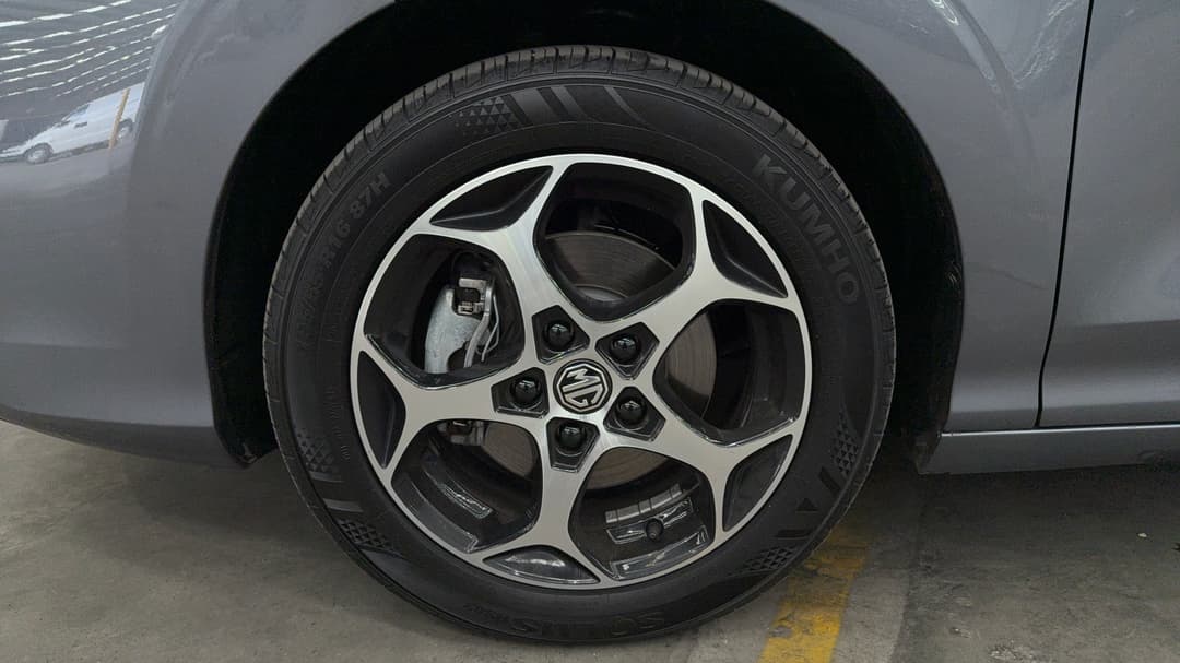 2025 MG Mg3 Essence, Automatic, 5481 km, Left Front Wheel