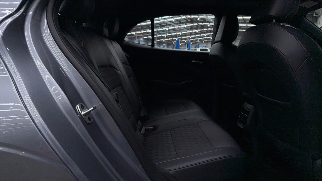2025 MG Mg3 Essence, Automatic, 5481 km, Right Side Rear Door Cabin View