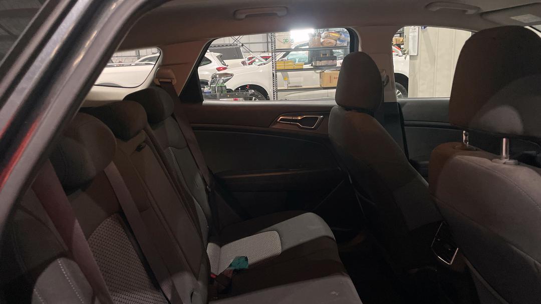 2024 Kia Sportage S (FWD), Automatic, 54389 km, Right Side Rear Door Cabin View
