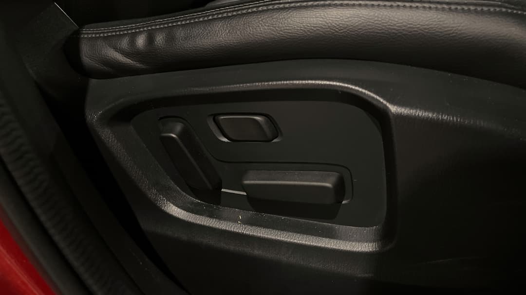 2021 Mazda CX-8 Touring (FWD), Automatic, 85188 km, Drivers Side Adjustment Panel