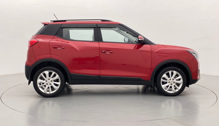 2019 Mahindra XUV300 W8 1.5 DIESEL AMT, Diesel, Automatic, 35,171 km, Right Side View