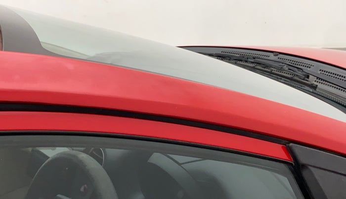 2014 Honda Brio VX AT, Petrol, Automatic, 56,489 km, Right A pillar - Paint is slightly faded
