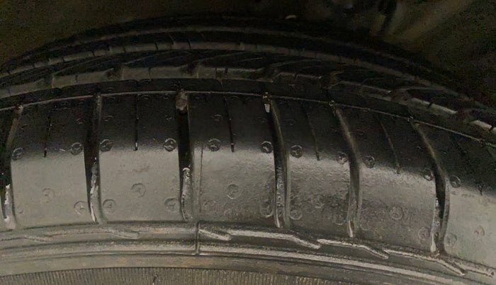 2018 Hyundai Creta E PLUS 1.6 PETROL, Petrol, Manual, 50,924 km, Right Rear Tyre Tread