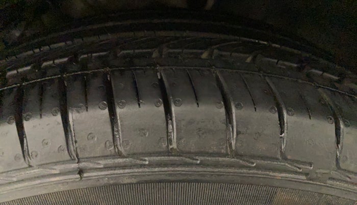 2018 Hyundai Creta E PLUS 1.6 PETROL, Petrol, Manual, 50,924 km, Left Rear Tyre Tread