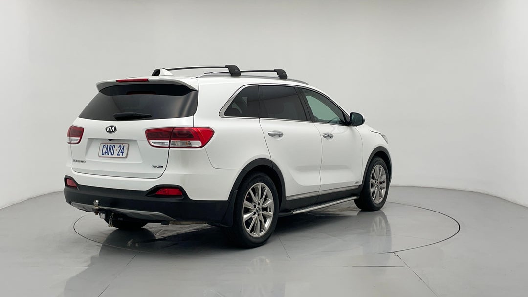 Right Back Diagonal (45- Degree) View