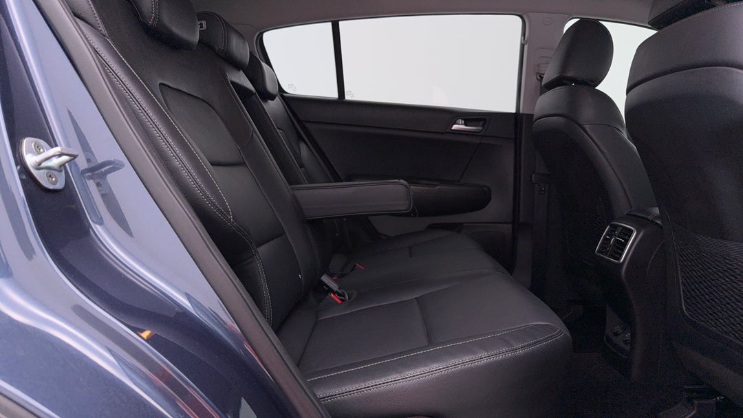 2015 Kia Sportage Sli (FWD), Automatic, 123394 km, Right Side Rear Door Cabin View