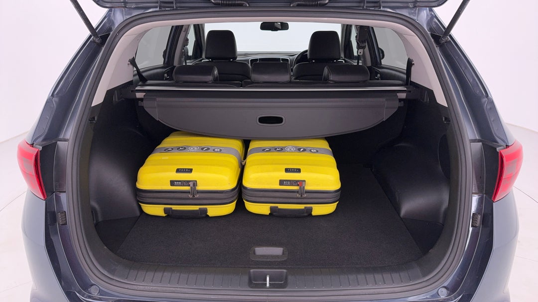 2015 Kia Sportage Sli (FWD), Automatic, 123394 km, Boot Inside View with Luggage