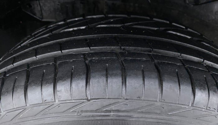2019 Tata NEXON KRAZ AT PETROL, Petrol, Automatic, 16,445 km, Right Rear Tyre Tread