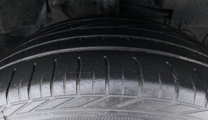 2019 Tata NEXON KRAZ AT PETROL, Petrol, Automatic, 16,445 km, Right Front Tyre Tread