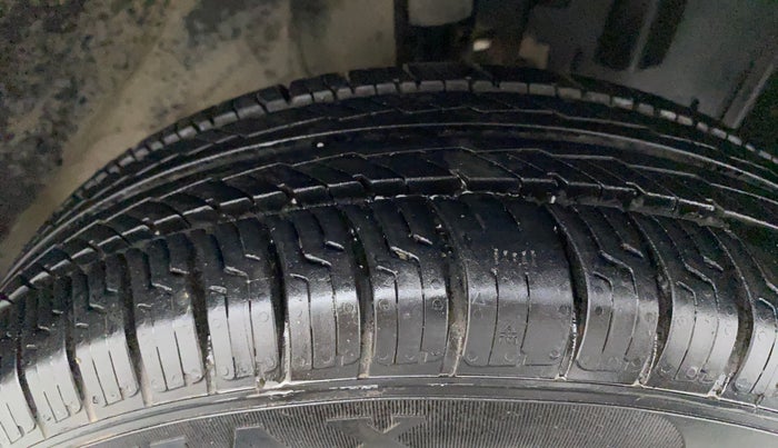2018 Datsun Go T, Petrol, Manual, 65,622 km, Right Front Tyre Tread