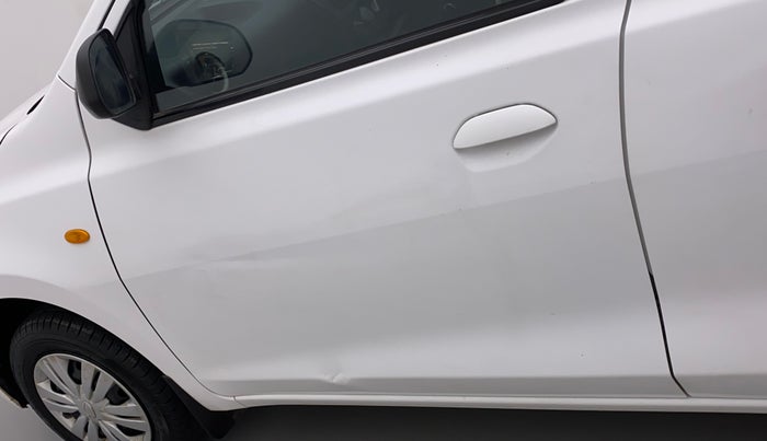 2018 Datsun Go T, Petrol, Manual, 65,622 km, Front passenger door - Slightly dented