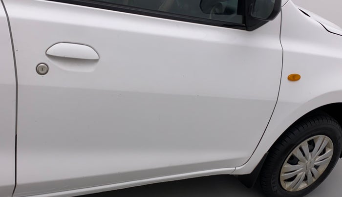 2018 Datsun Go T, Petrol, Manual, 65,622 km, Driver-side door - Paint has faded
