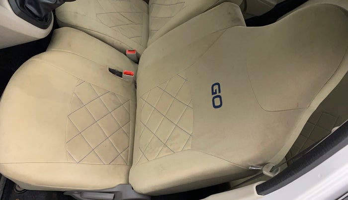 2018 Datsun Go T, Petrol, Manual, 65,622 km, Front left seat (passenger seat) - Cover slightly stained