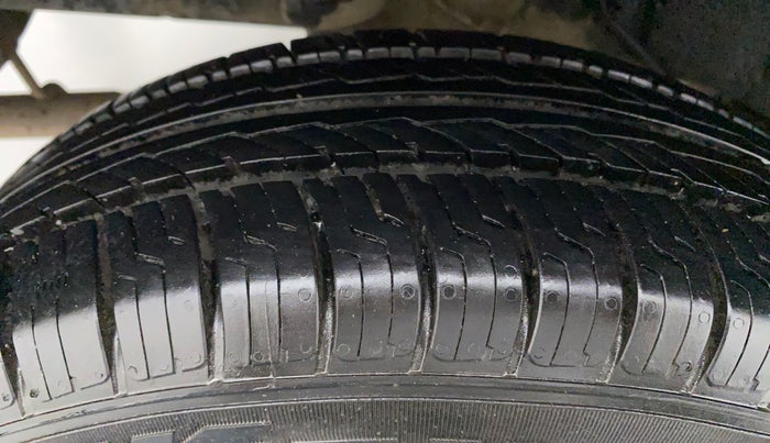 2018 Datsun Go T, Petrol, Manual, 65,622 km, Right Rear Tyre Tread