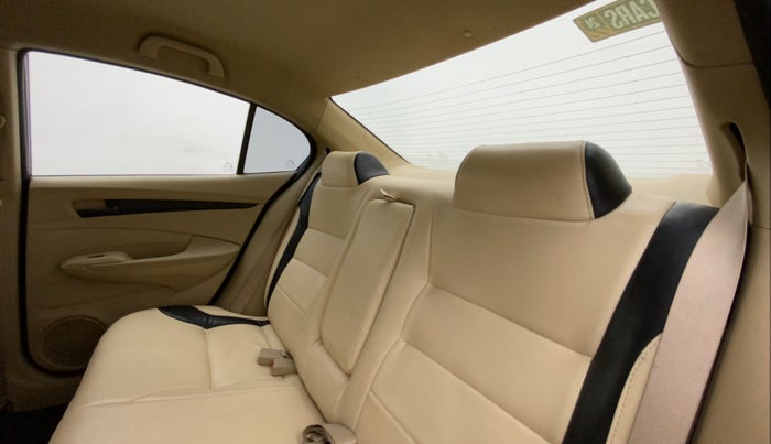 2010 Honda City 1.5L I-VTEC S MT, Petrol, Manual, 54,566 km, Right Side Rear Door Cabin