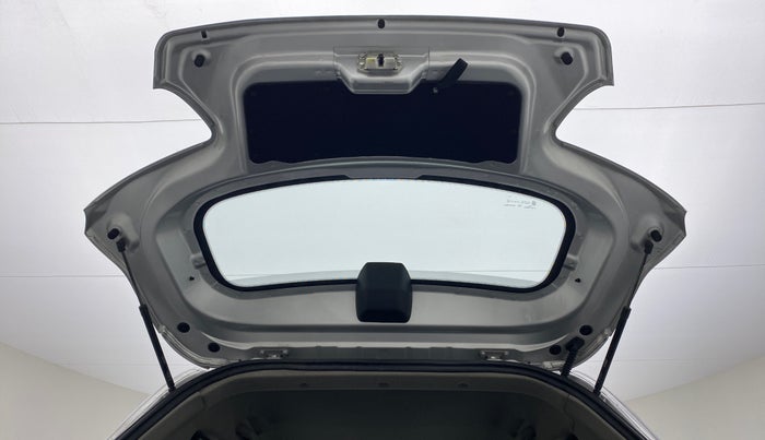 2018 Mahindra KUV 100 NXT K2 6 STR, Petrol, Manual, 36,494 km, Boot Door Open