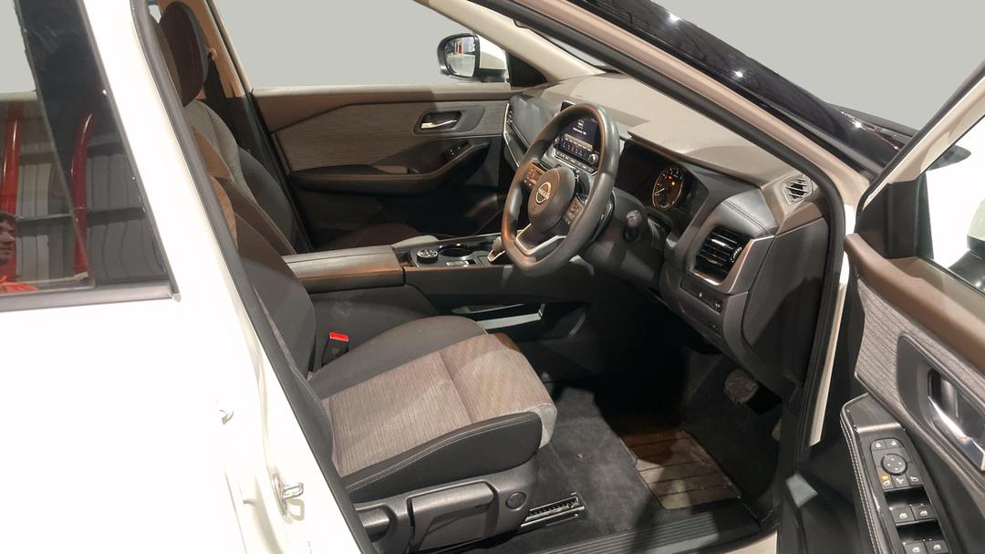 2023 Nissan X-trail St (4WD) 7 Seat, Automatic, 29989 km, Right Side Front Door Cabin View