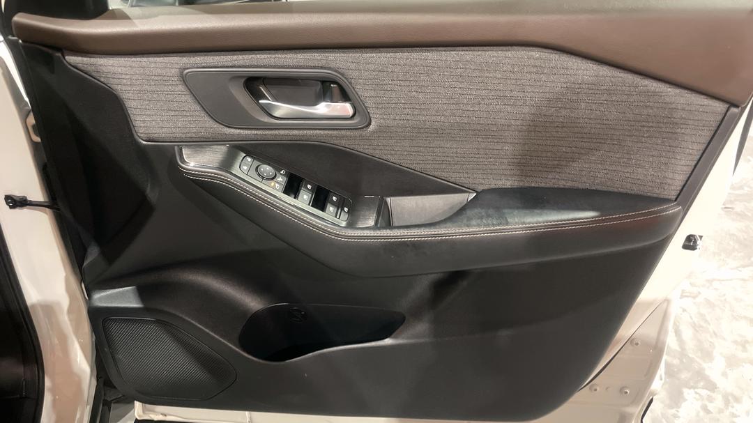 2023 Nissan X-trail St (4WD) 7 Seat, Automatic, 29989 km, Speaker View