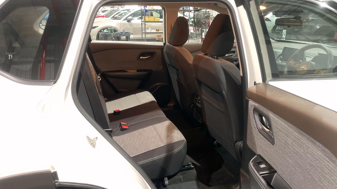 2023 Nissan X-trail St (4WD) 7 Seat, Automatic, 29989 km, Right Side Rear Door Cabin View