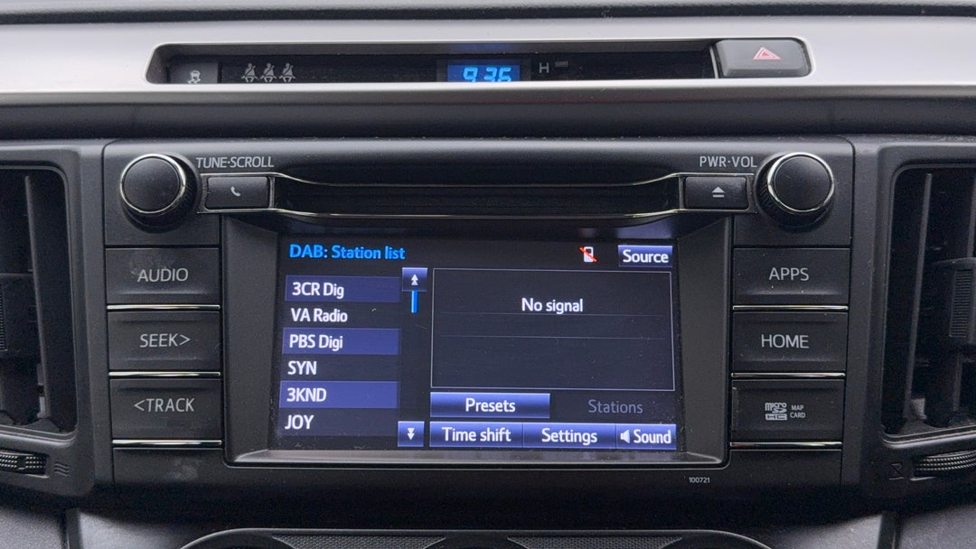 2018 Toyota RAV4 Gx (4x4), Automatic, 78533 km, Infotainment System