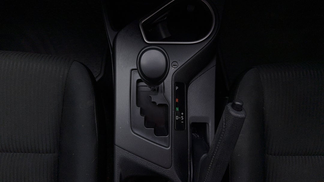 2018 Toyota RAV4 Gx (4x4), Automatic, 78533 km, Gear Lever 