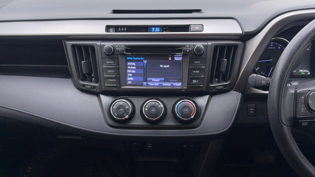 2018 Toyota RAV4 Gx (4x4), Automatic, 78533 km, Center Console