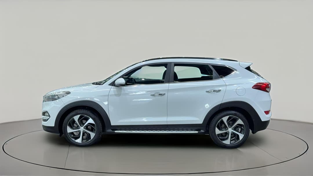 2017 Hyundai Tucson Highlander R-series (AWD), Automatic, 142408 km, Left Side View