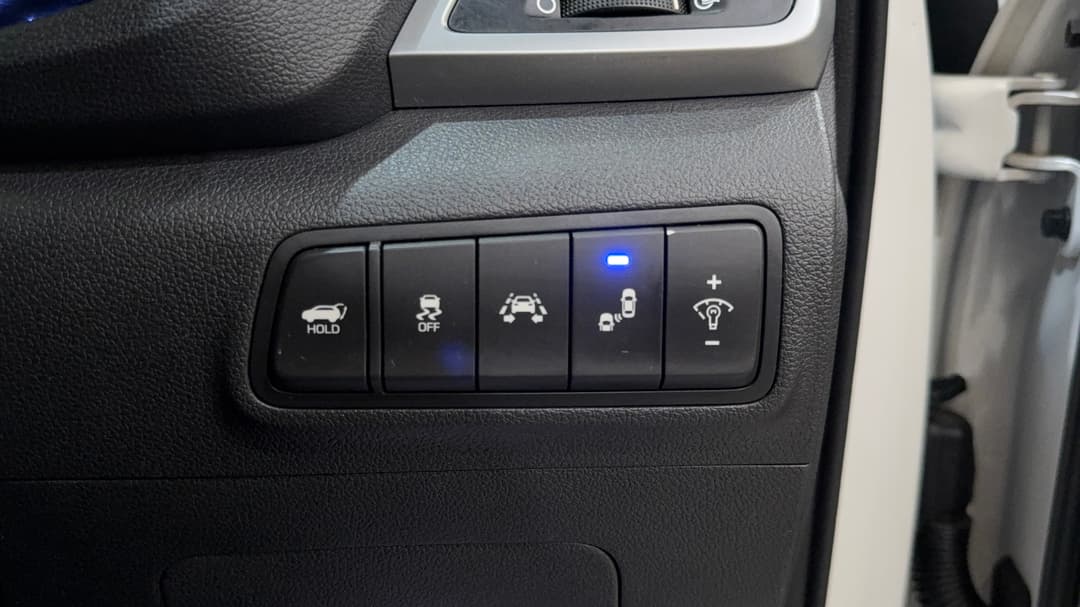 2017 Hyundai Tucson Highlander R-series (AWD), Automatic, 142408 km, Utility Switches/Buttons