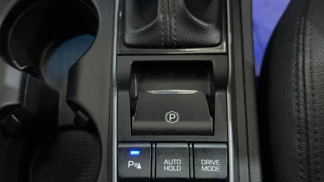 2017 Hyundai Tucson Highlander R-series (AWD), Automatic, 142408 km, Handbrake