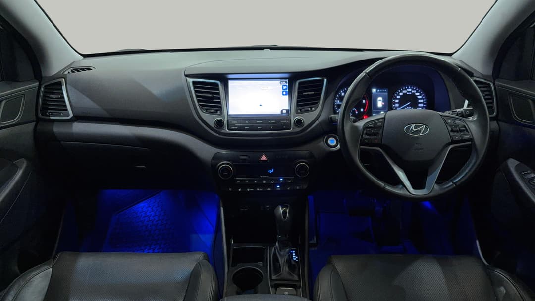 2017 Hyundai Tucson Highlander R-series (AWD), Automatic, 142408 km, Dashboard View
