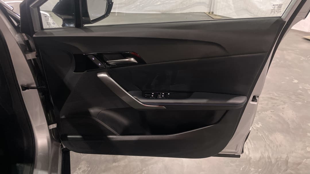 2023 MG Mg4 Essence 64, Automatic, 26453 km, Speaker View