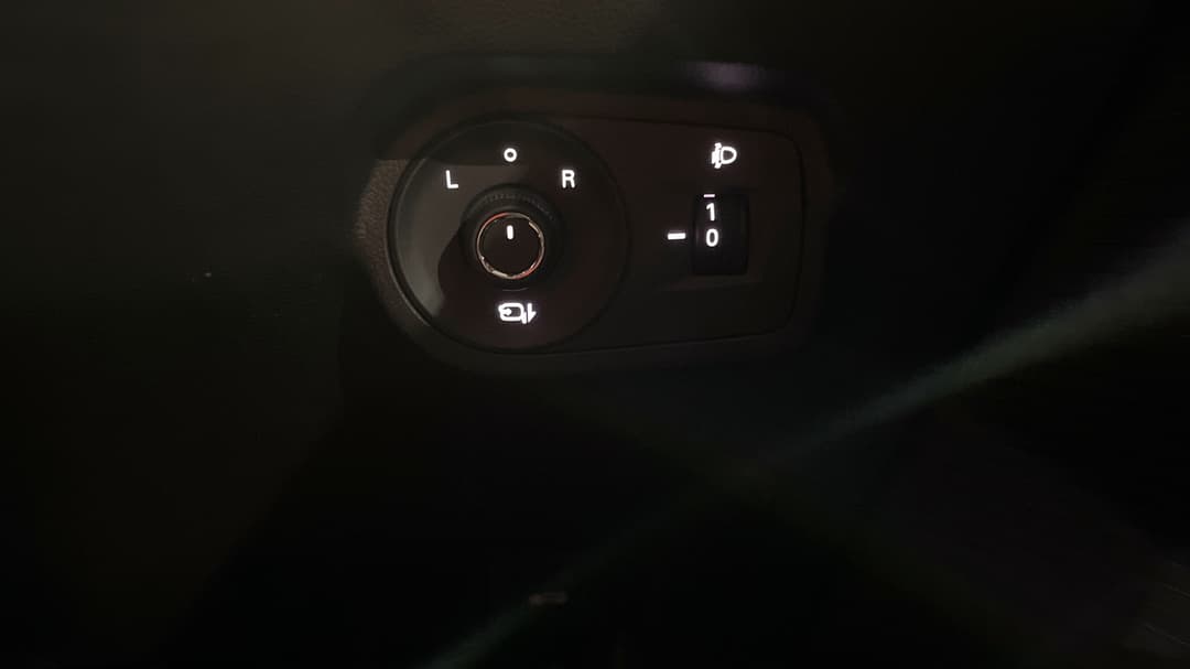 2023 MG Mg4 Essence 64, Automatic, 26453 km, Utility Switches/Buttons