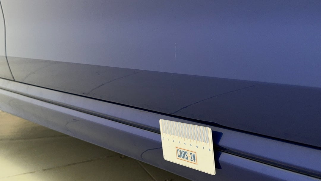 Doors Front RHS Scratch