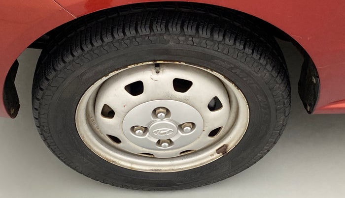 2013 Hyundai Santro Xing GL PLUS, Petrol, Manual, 6,111 km, Left front tyre - Minor crack