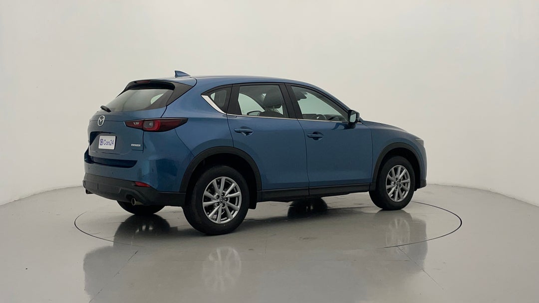 Right Back Diagonal (45- Degree) View