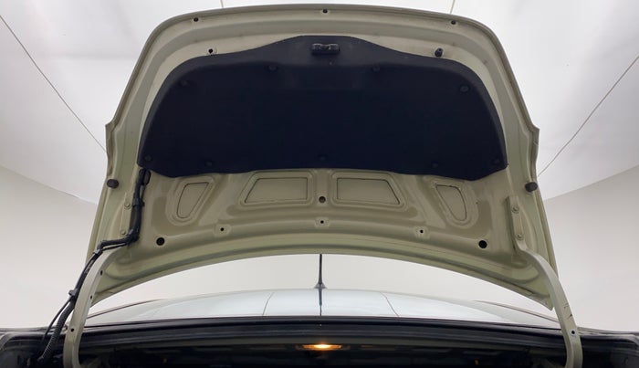 2013 Hyundai Verna FLUIDIC 1.4 CRDI, Diesel, Manual, 79,466 km, Boot Door Open