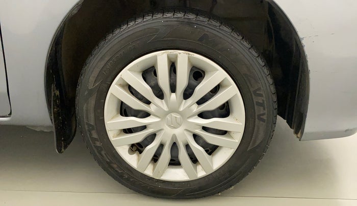 2017 Toyota Etios Liva V, Petrol, Manual, 50,456 km, Right Front Wheel