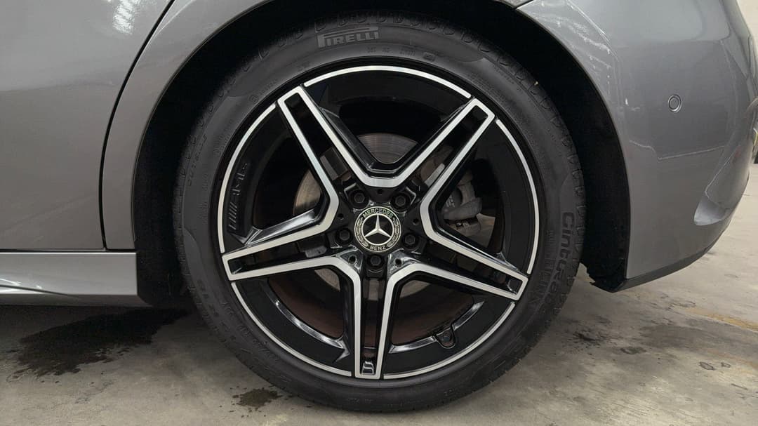 2021 Mercedes-benz A250 4matic, Automatic, 35766 km, Left Rear Wheel