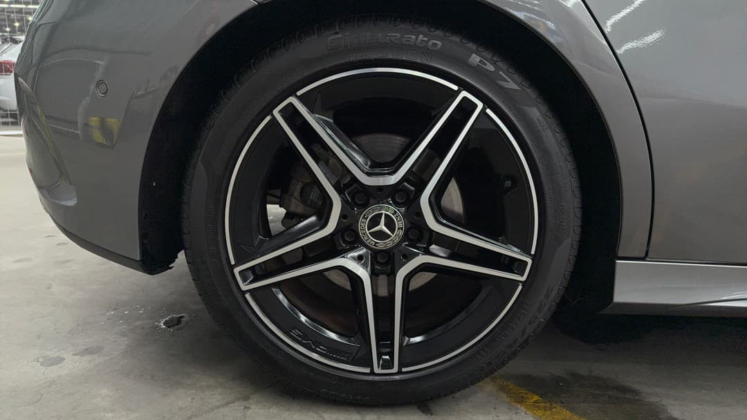 2021 Mercedes-benz A250 4matic, Automatic, 35766 km, Right Rear Wheel