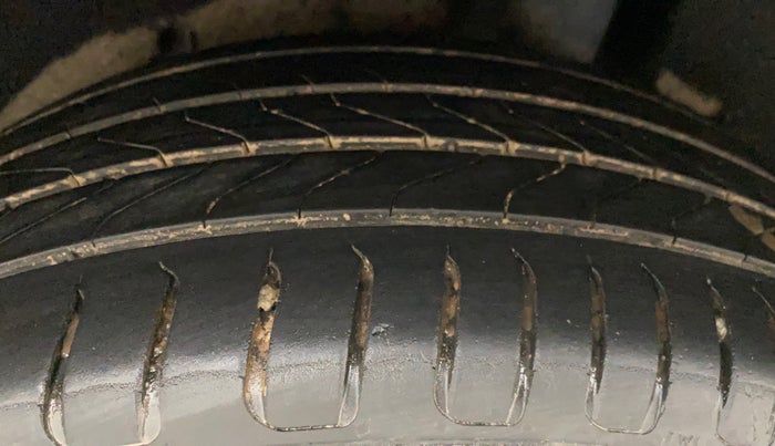 2018 Maruti Baleno ALPHA PETROL 1.2, Petrol, Manual, 84,430 km, Left Rear Tyre Tread