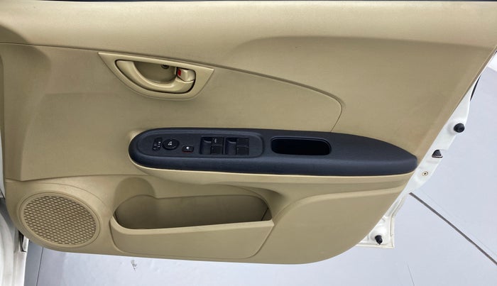 2014 Honda Amaze 1.2 SMT I VTEC, Petrol, Manual, 77,039 km, Driver Side Door Panels Control