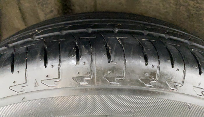 2018 Maruti IGNIS DELTA 1.2 K12, Petrol, Manual, 92,670 km, Right Rear Tyre Tread