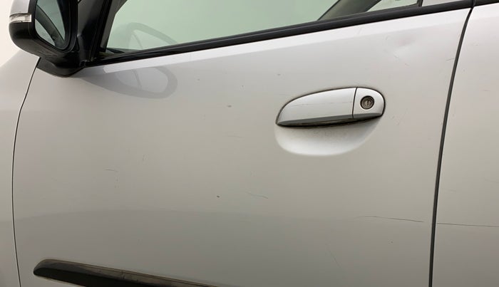 2010 Hyundai i10 MAGNA 1.2, Petrol, Manual, 89,829 km, Front passenger door - Minor scratches