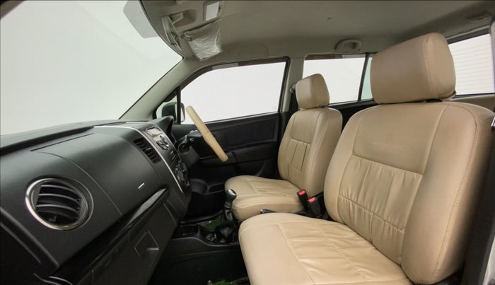 2013 Maruti Wagon R Stingray VXI, Petrol, Manual, 44,439 km, Right Side Front Door Cabin