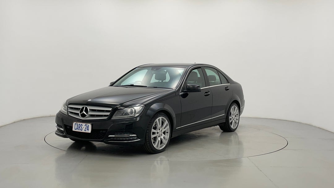 Left Front Diagonal (45- Degree) View