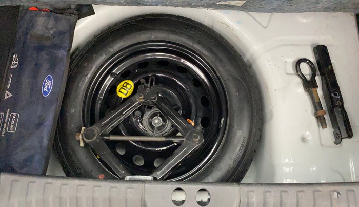 2019 Ford FREESTYLE TITANIUM 1.2 PETROL, Petrol, Manual, 39,320 km, Spare Tyre