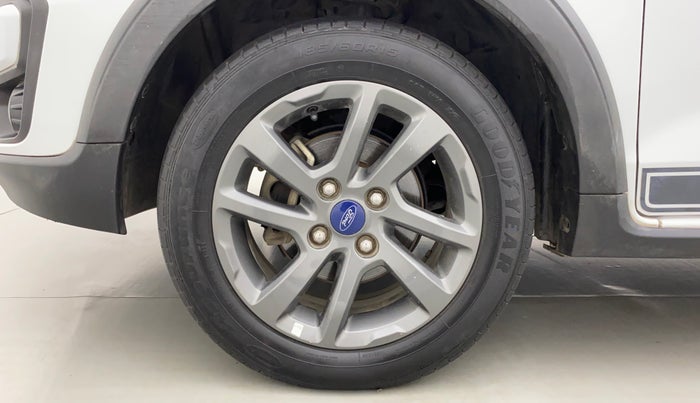 2019 Ford FREESTYLE TITANIUM 1.2 PETROL, Petrol, Manual, 39,320 km, Left Front Wheel